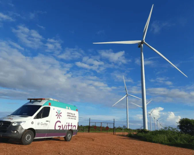 Ambulância Gvitta em área de energia eólica